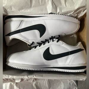 NWT Men’s Nike Cortez Leather ‘06